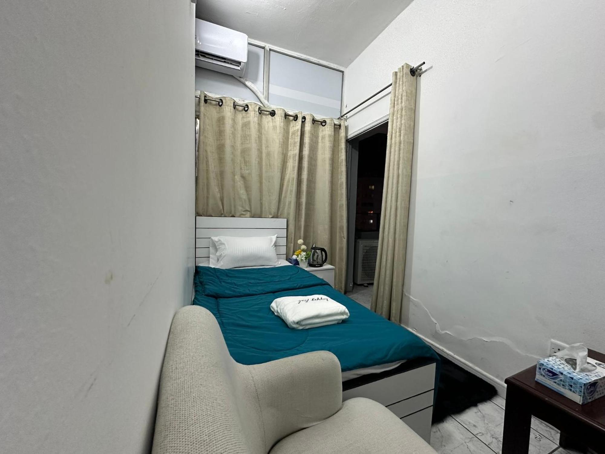 Hostel Phenomenal *